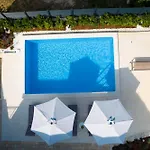 Villa Stone House Luna