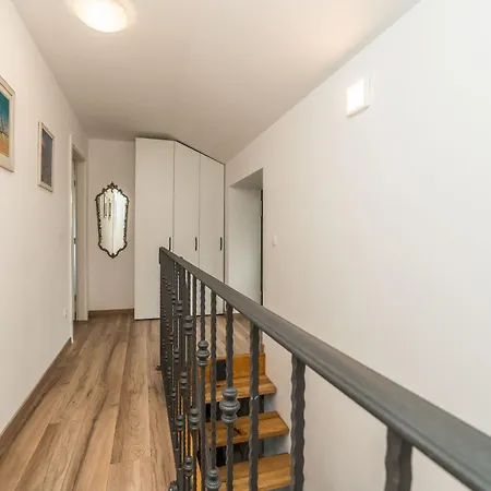 Villa Stone House Luna *