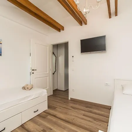 Villa Stone House Luna Poljana (Ugljan)