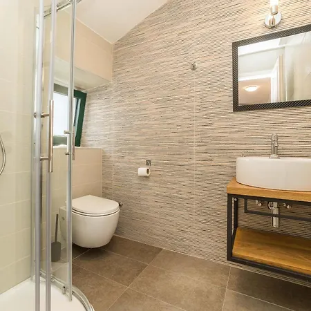 Villa Stone House Luna