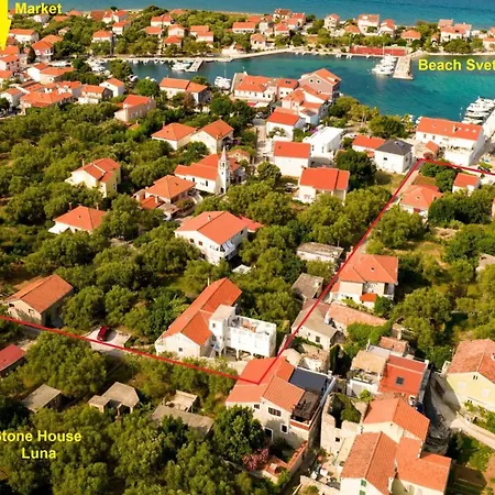 Villa Stone House Luna *