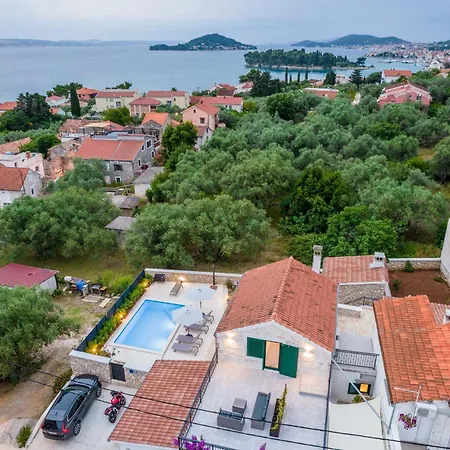 Stone House Luna Villa *