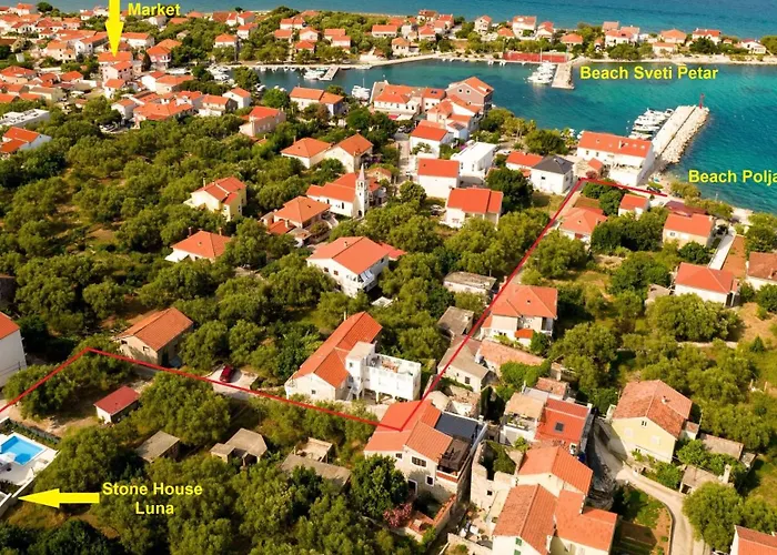 Villa Stone House Luna *