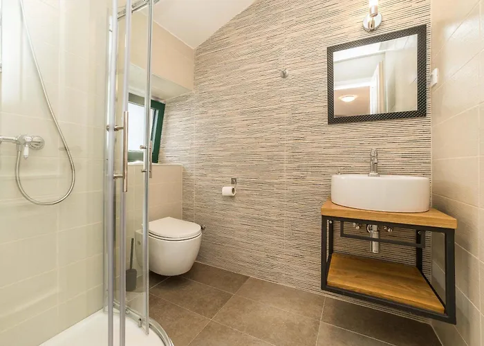 Villa Stone House Luna