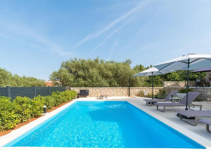 Stone House Luna Villa *