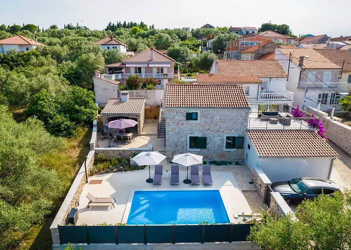 Villa Stone House Luna *